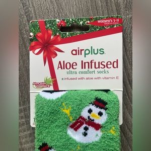 Airplus Aloe & Vit E Infused Ultra Comfort Green Socks Sz 5-11